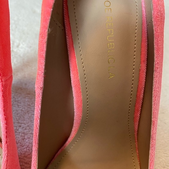 Brand New Super Gorgeous Heels By SHOE REPUBLIC LA - box 26 - Picture 7 of 7